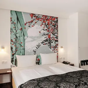Hotel Helvetia Center ***